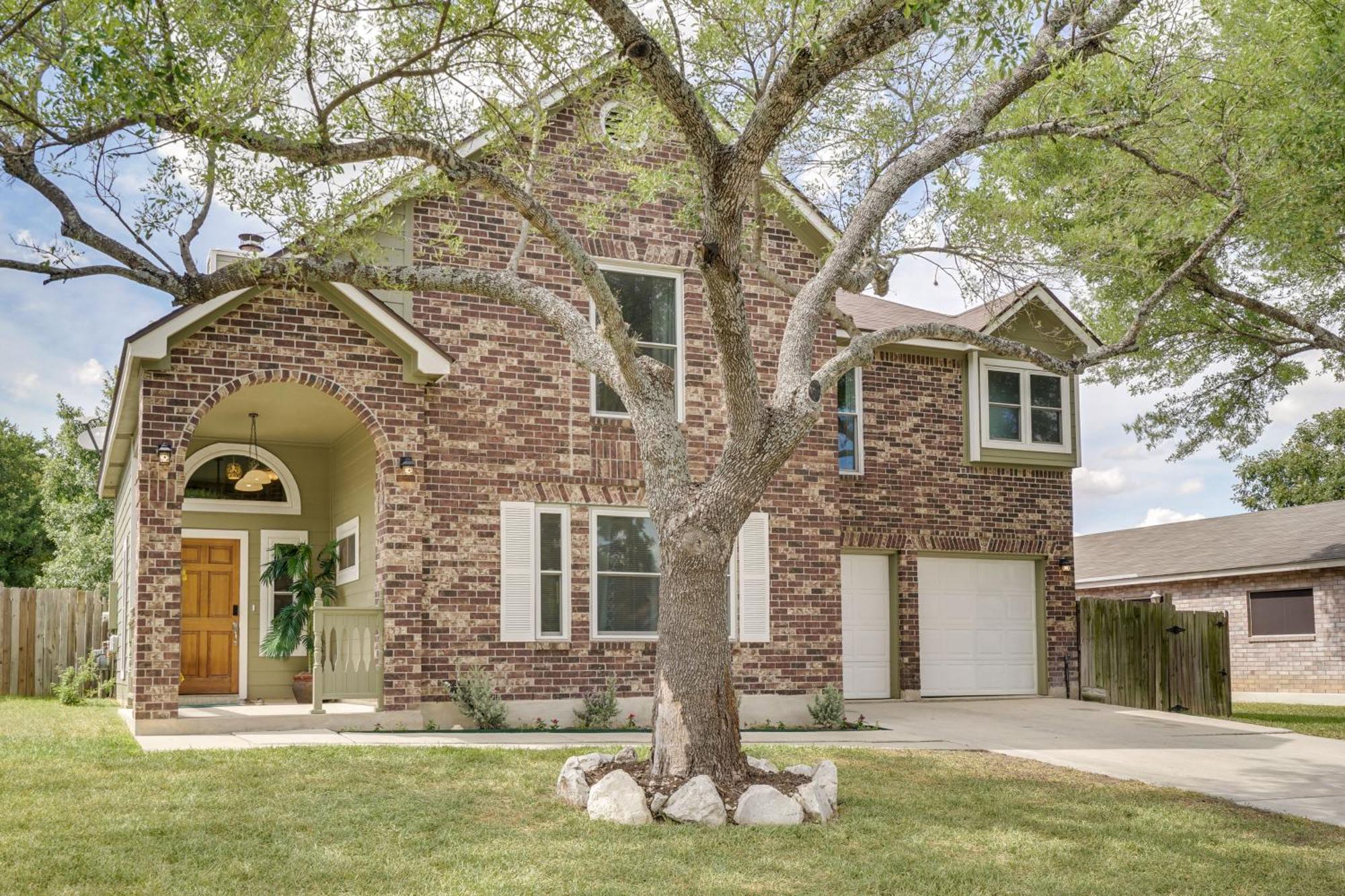 Dog-friendly Live Oak With Hot Tub And Game Room! * San Antonio