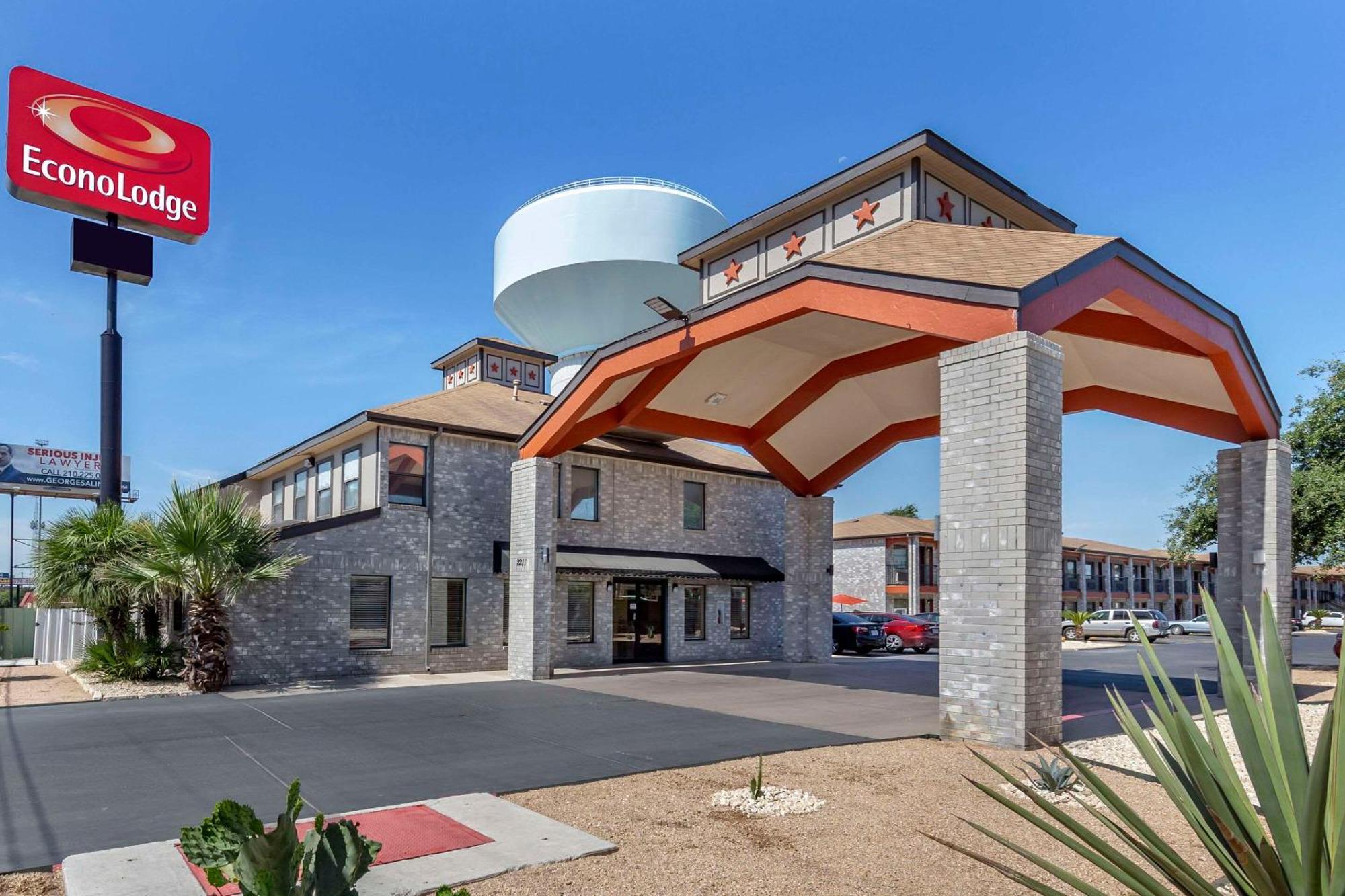 Hotel Econo Near Lackland Air Force Base-seaworld