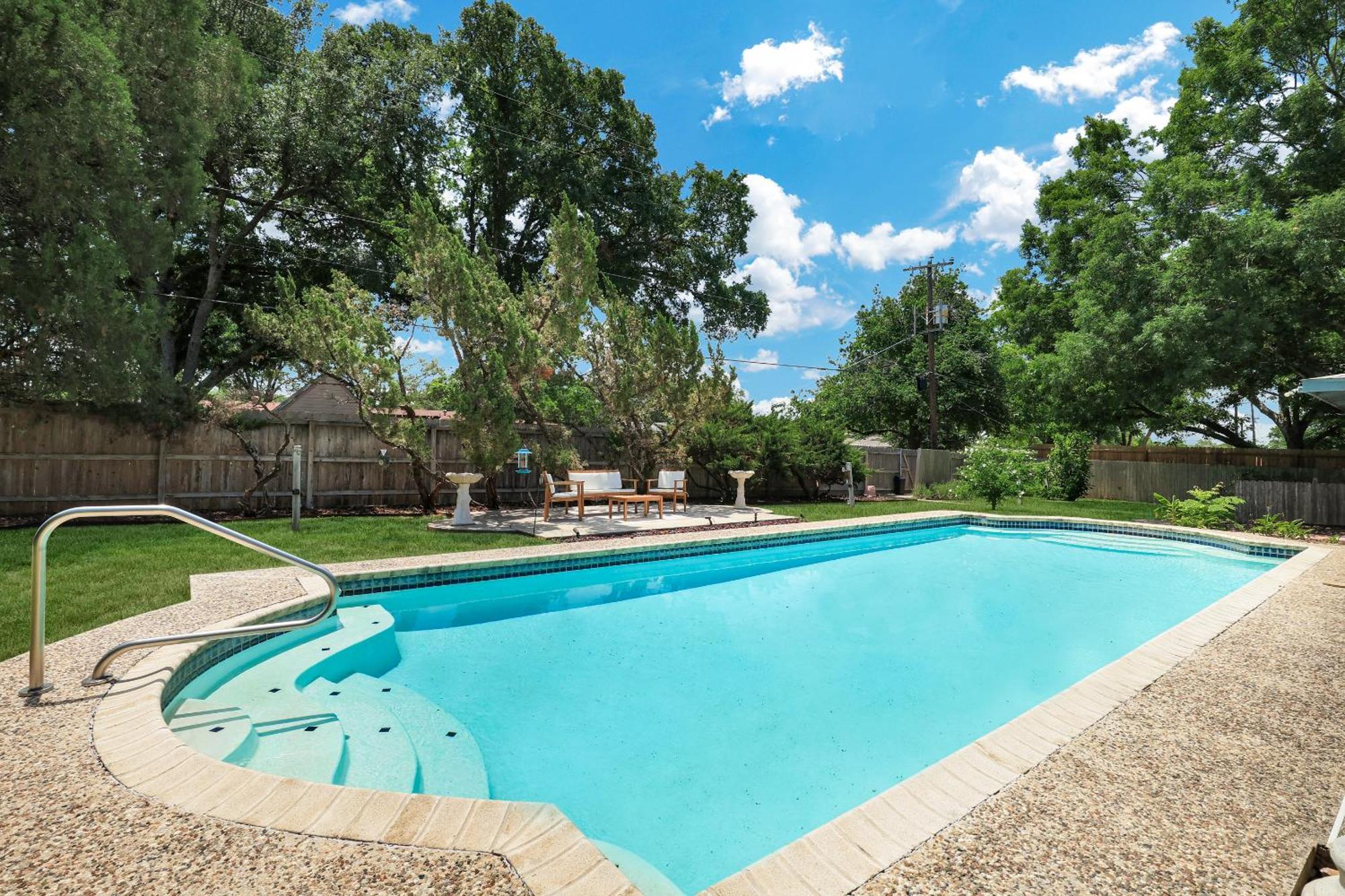 Pool Nr Dt River Walk Alamo Wifi Yard Holiday home *