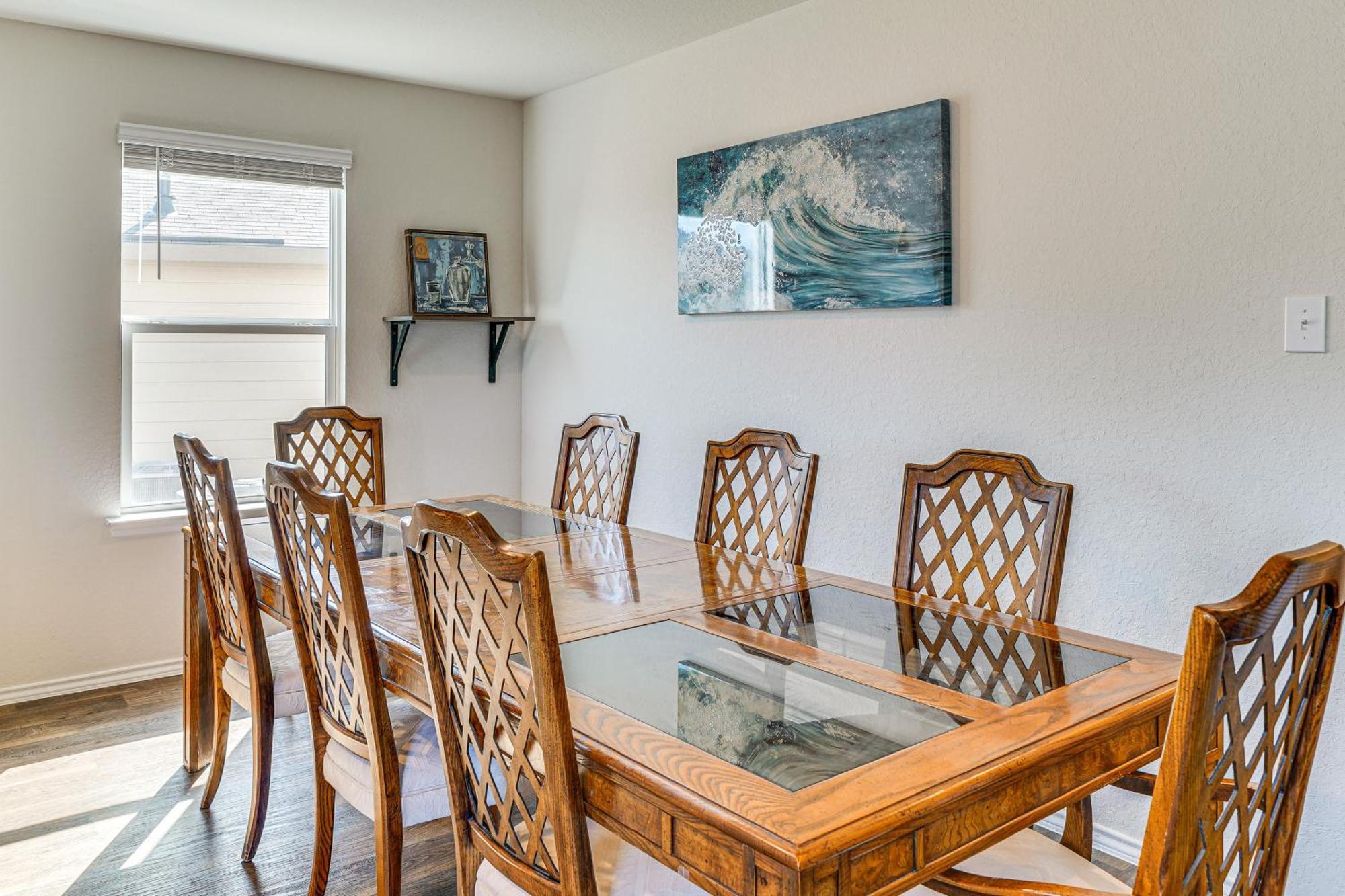 With Pool Access 11 Mi To Seaworld Holiday home *