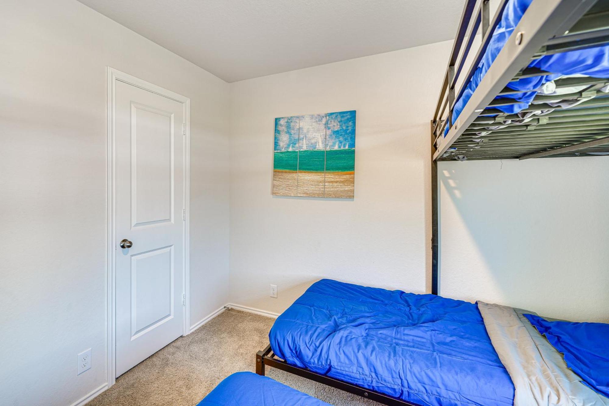 With Pool Access 11 Mi To Seaworld Holiday home San Antonio
