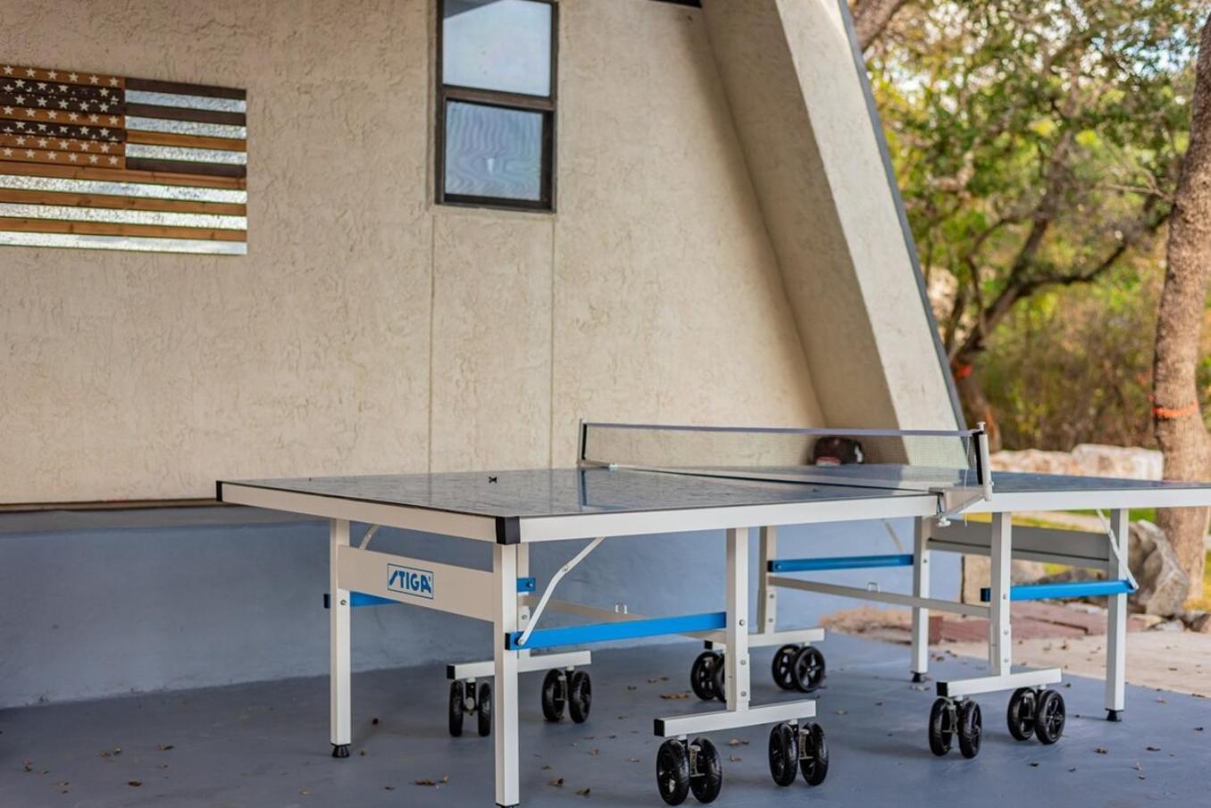 Breathtaking Roof Pool Views, Gameroom, Firepit
