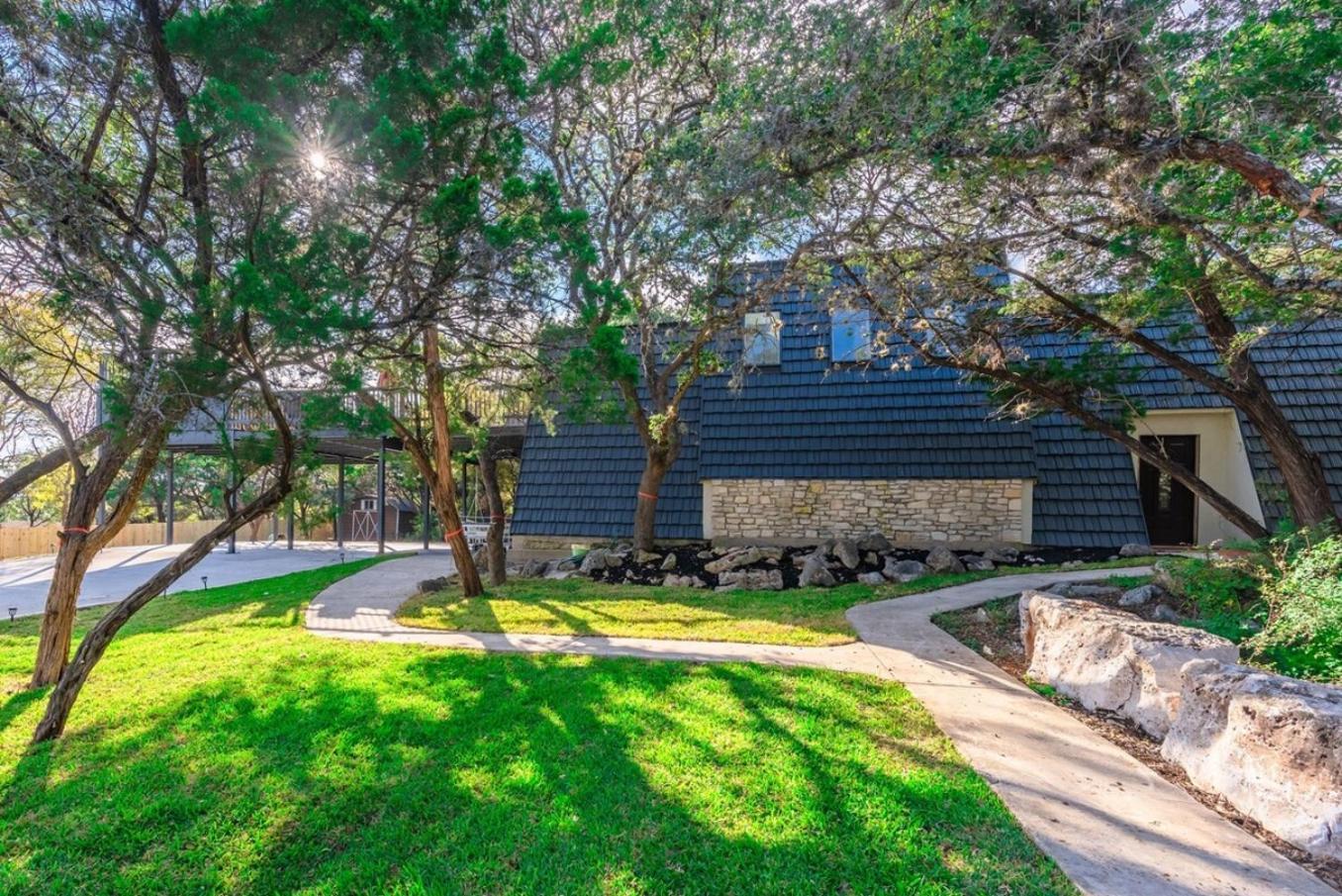 Breathtaking Roof Pool Views, Gameroom, Firepit * San Antonio