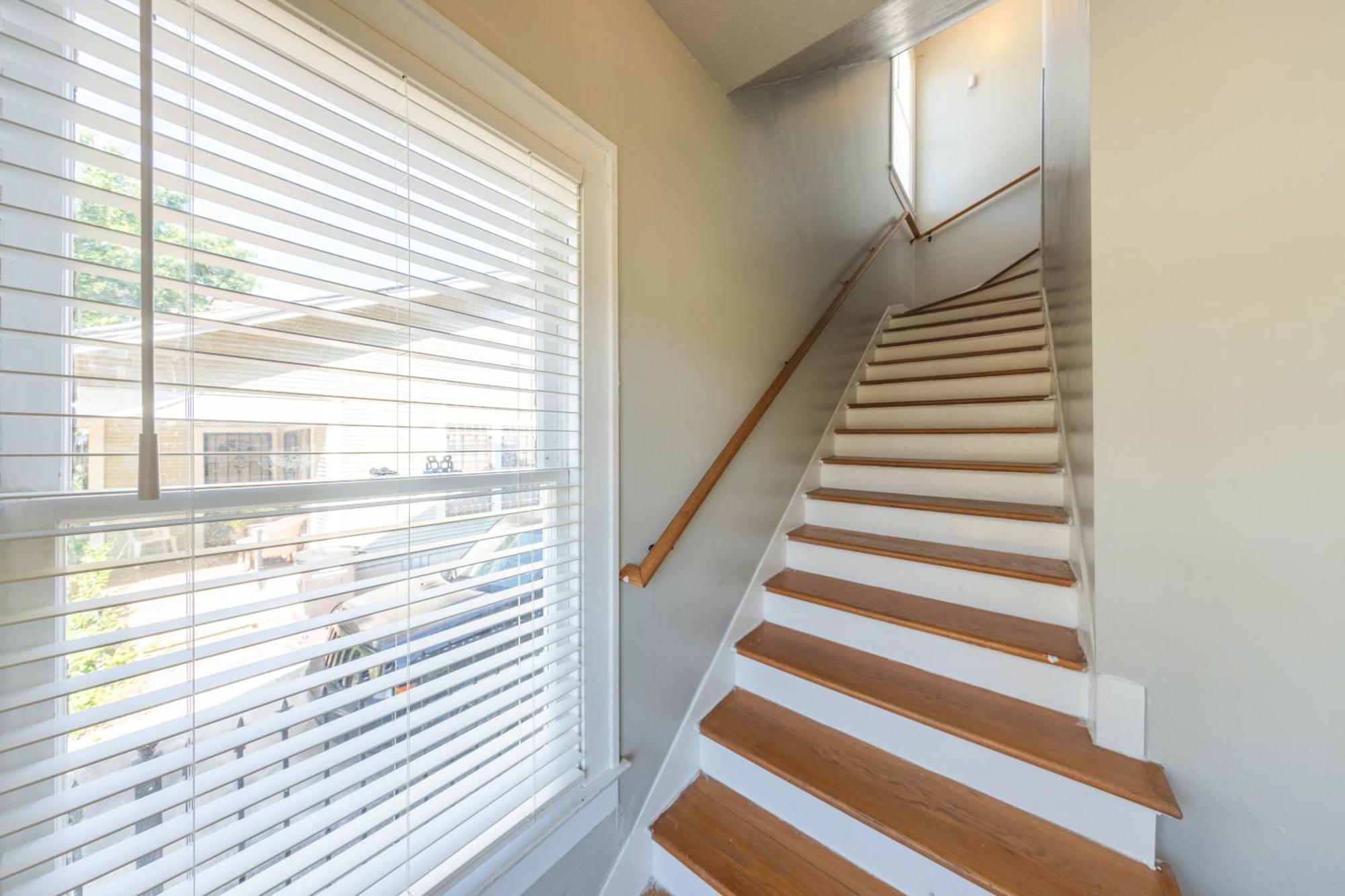 Luxurious 3 Bedroom Near Downtown And Convention Center Holiday home *