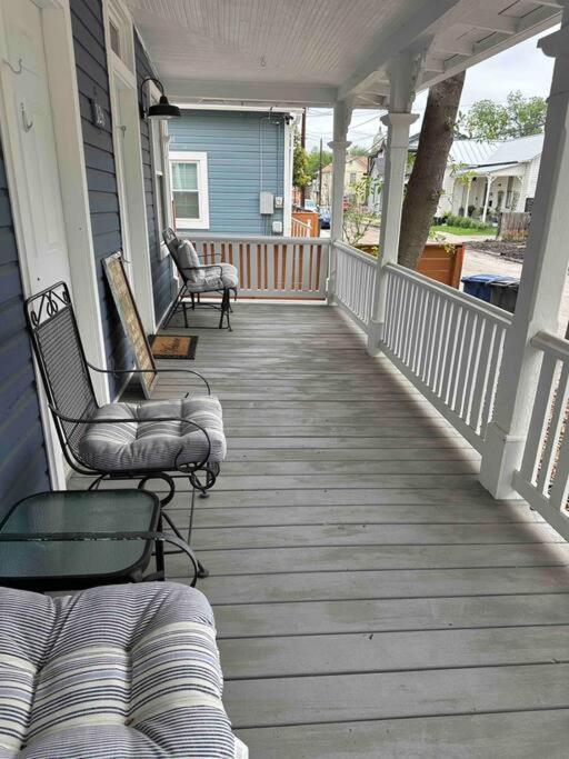 Downtown Tower View 2br2ba Family Friendly