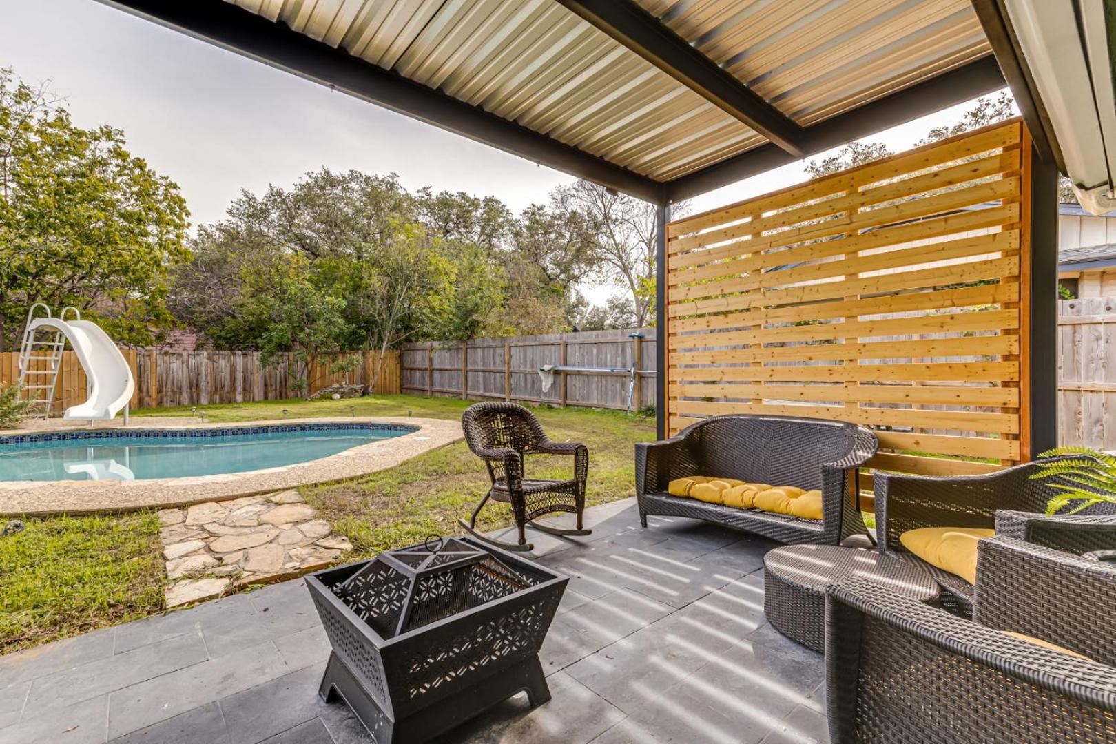 Holiday home Cute With A Backyard Pool *