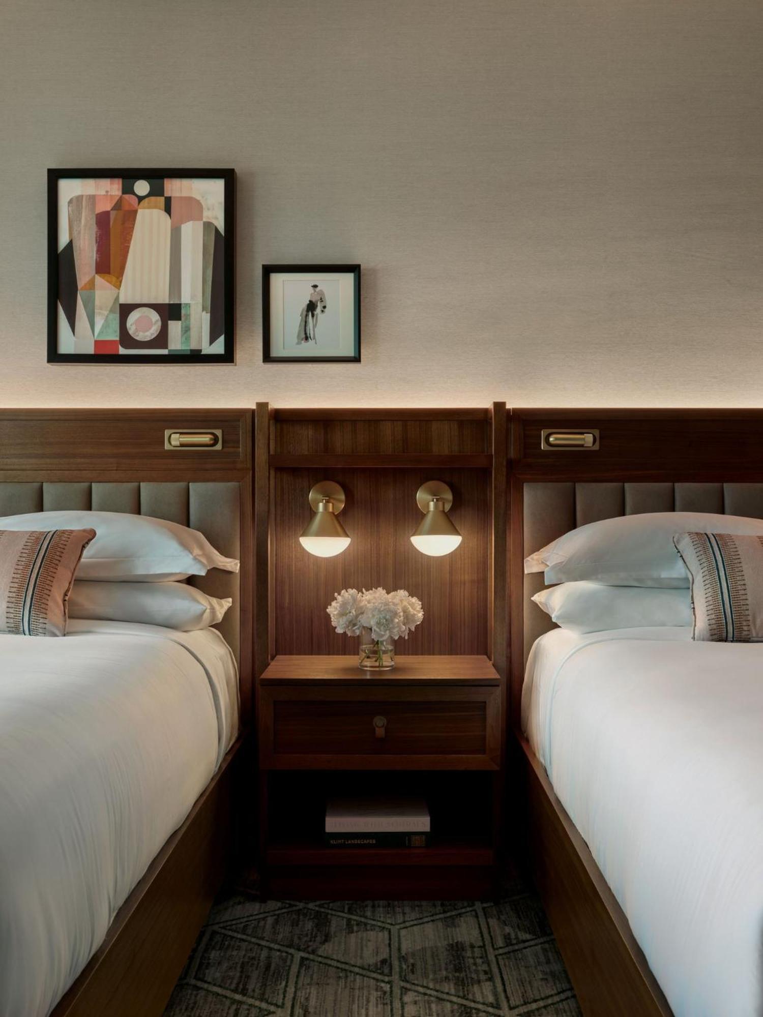 Intercontinental Riverwalk By Ihg Hotel San Antonio