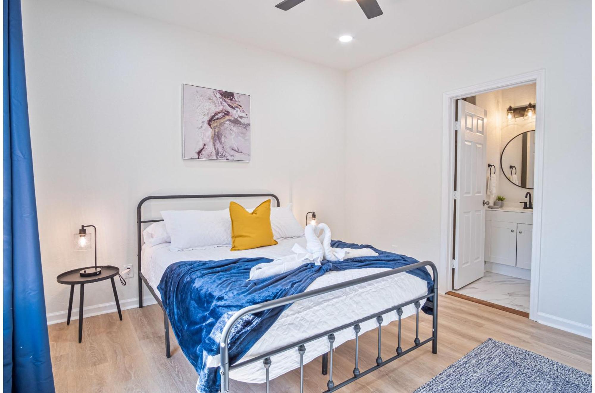 Perfect Spot To Relax 4br3ba Near Dtown Hemisfair