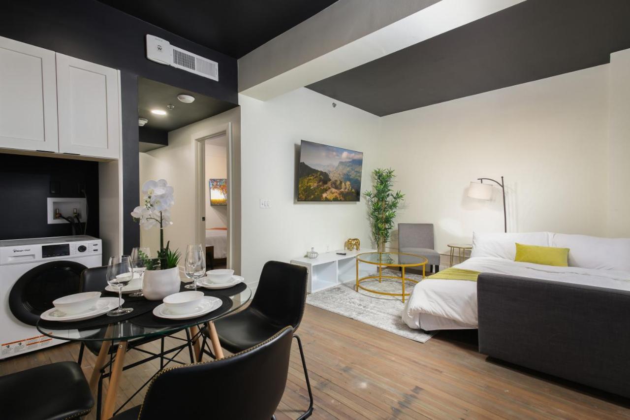 Chic 1Br W Gym & Parking, On Rvrwalk, Near Dome * San Antonio