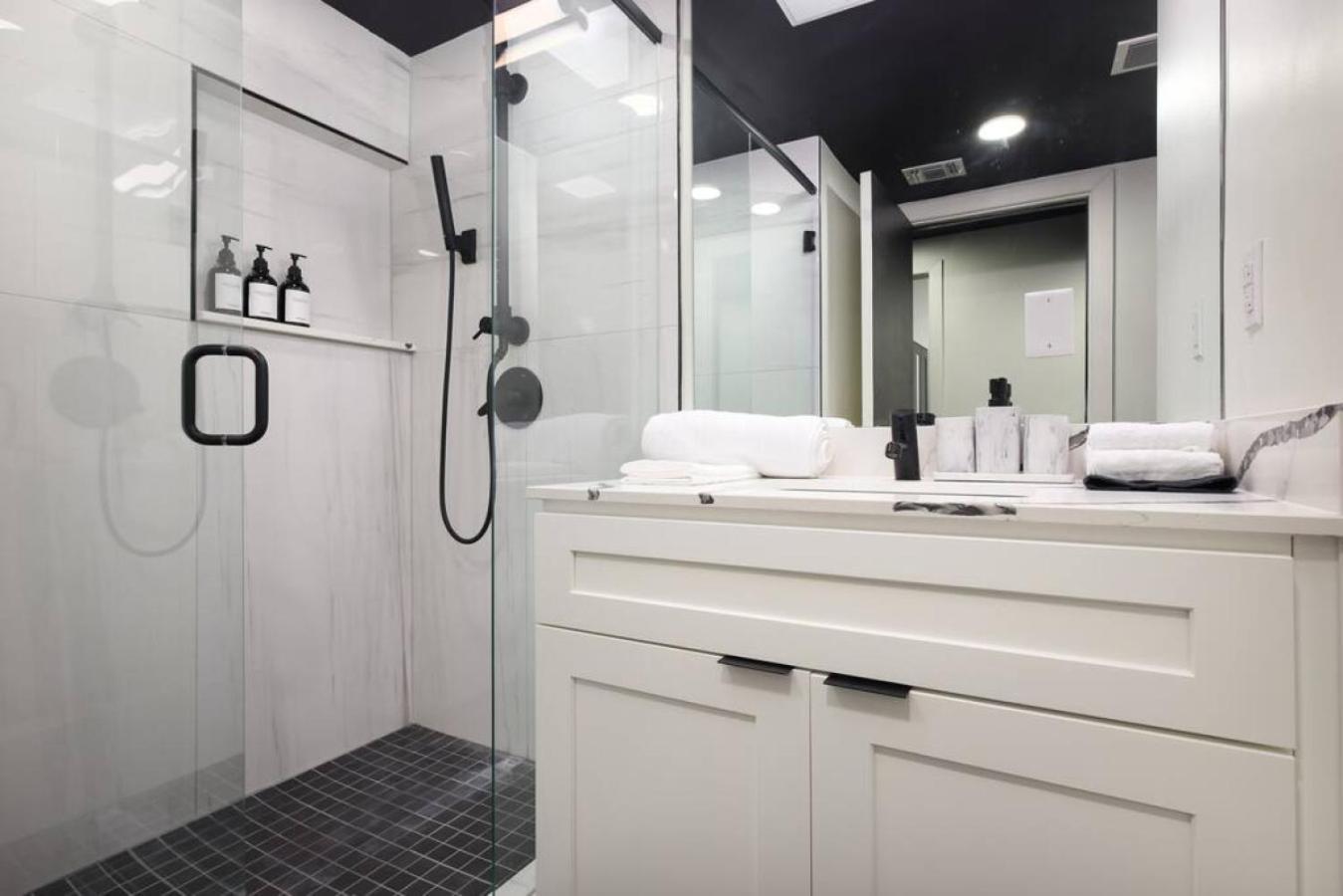 Apartment Chic 1Br W Gym & Parking, On Rvrwalk, Near Dome San Antonio