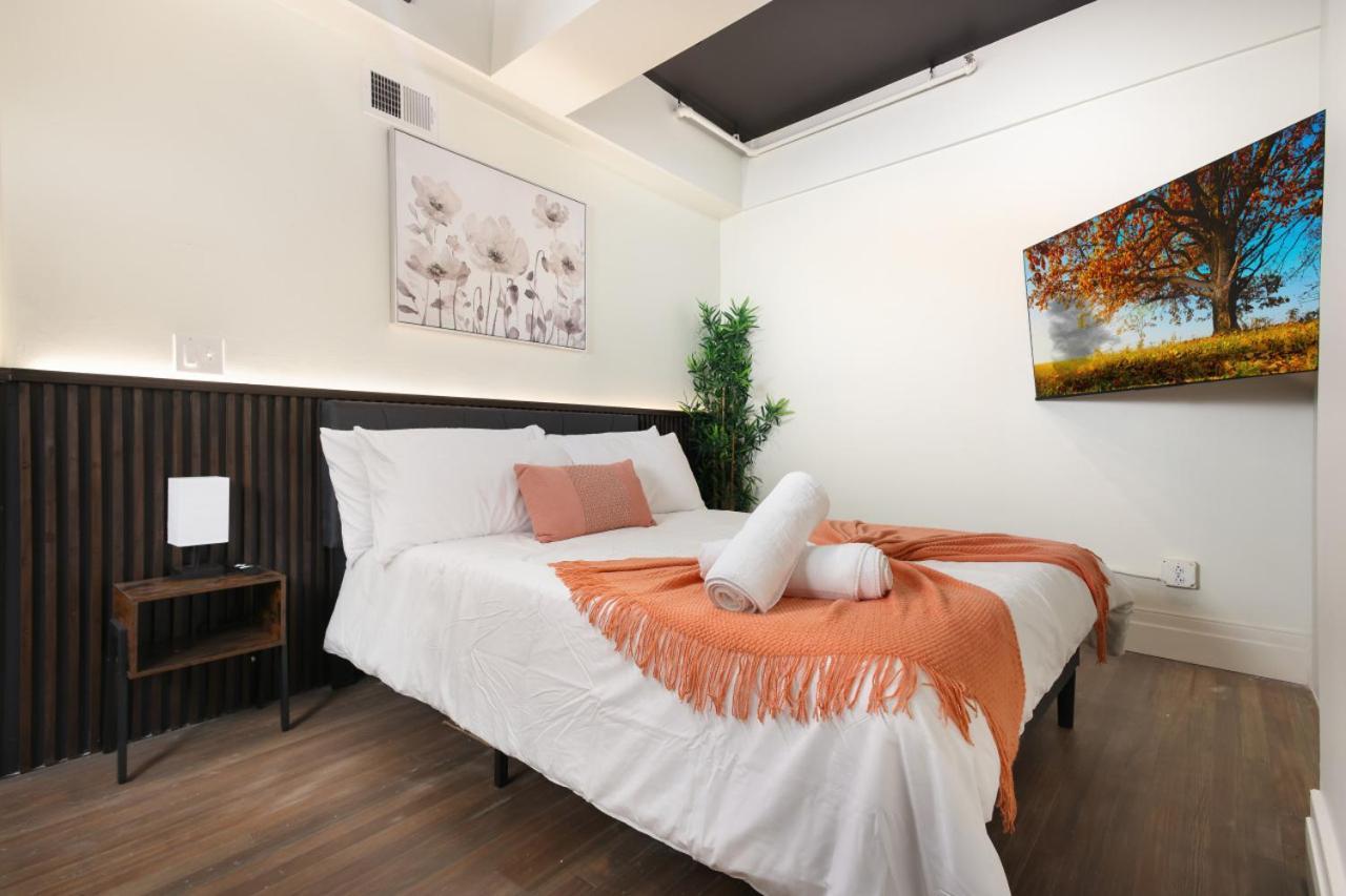 Chic 1Br W Gym & Parking, On Rvrwalk, Near Dome