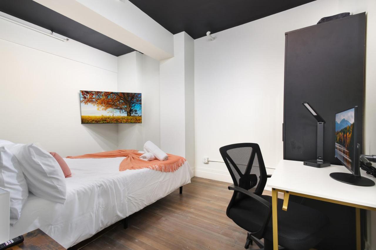 Chic 1Br W Gym & Parking, On Rvrwalk, Near Dome *
