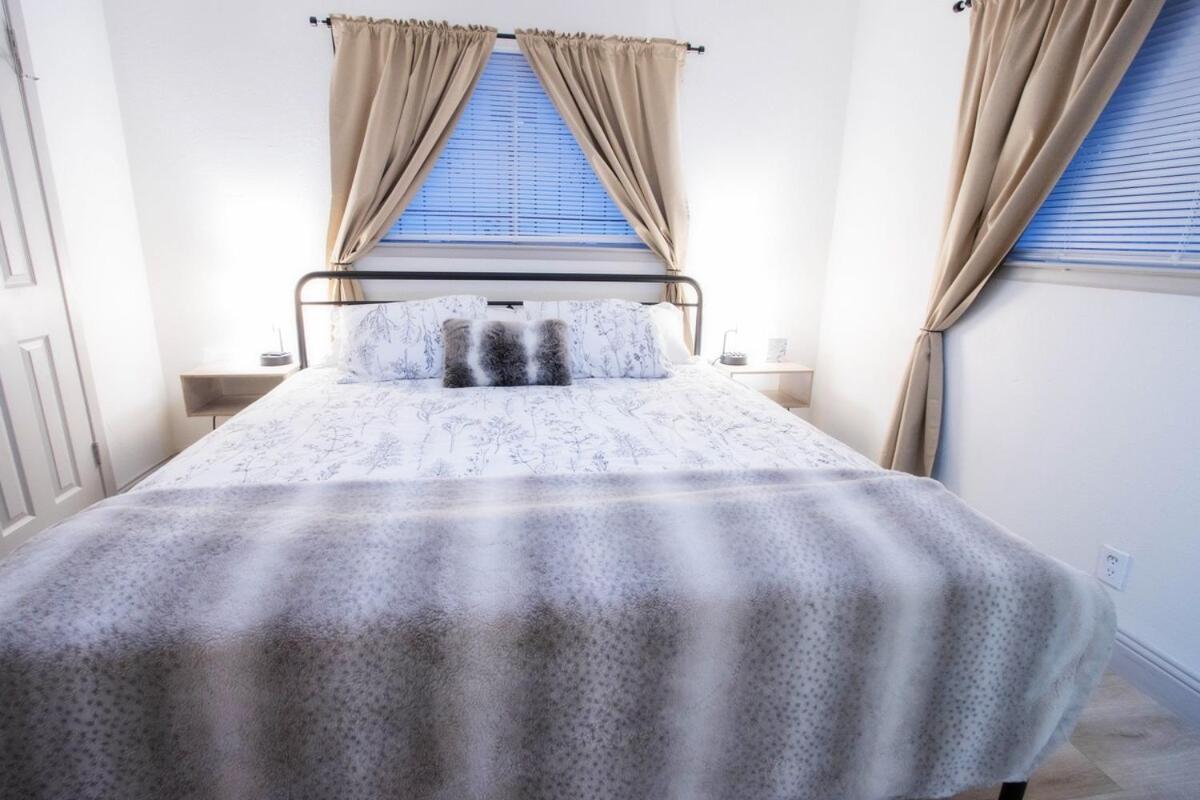 Holiday home Beautiful Family Mins To Lackland