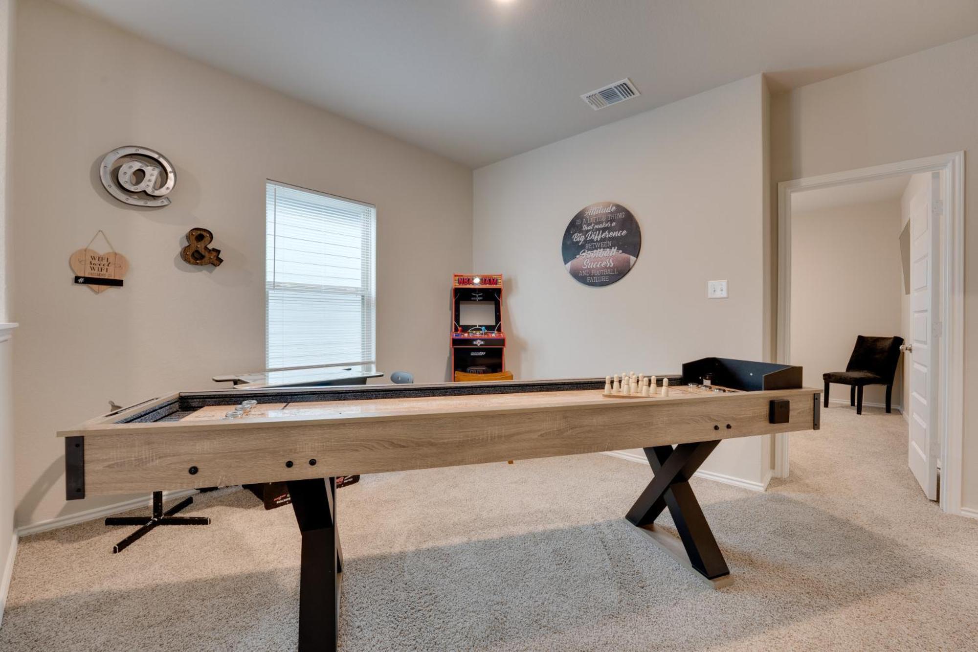 6 Mi To Lackland Afb Hot Tub, Pool And Game Room! Holiday home San Antonio