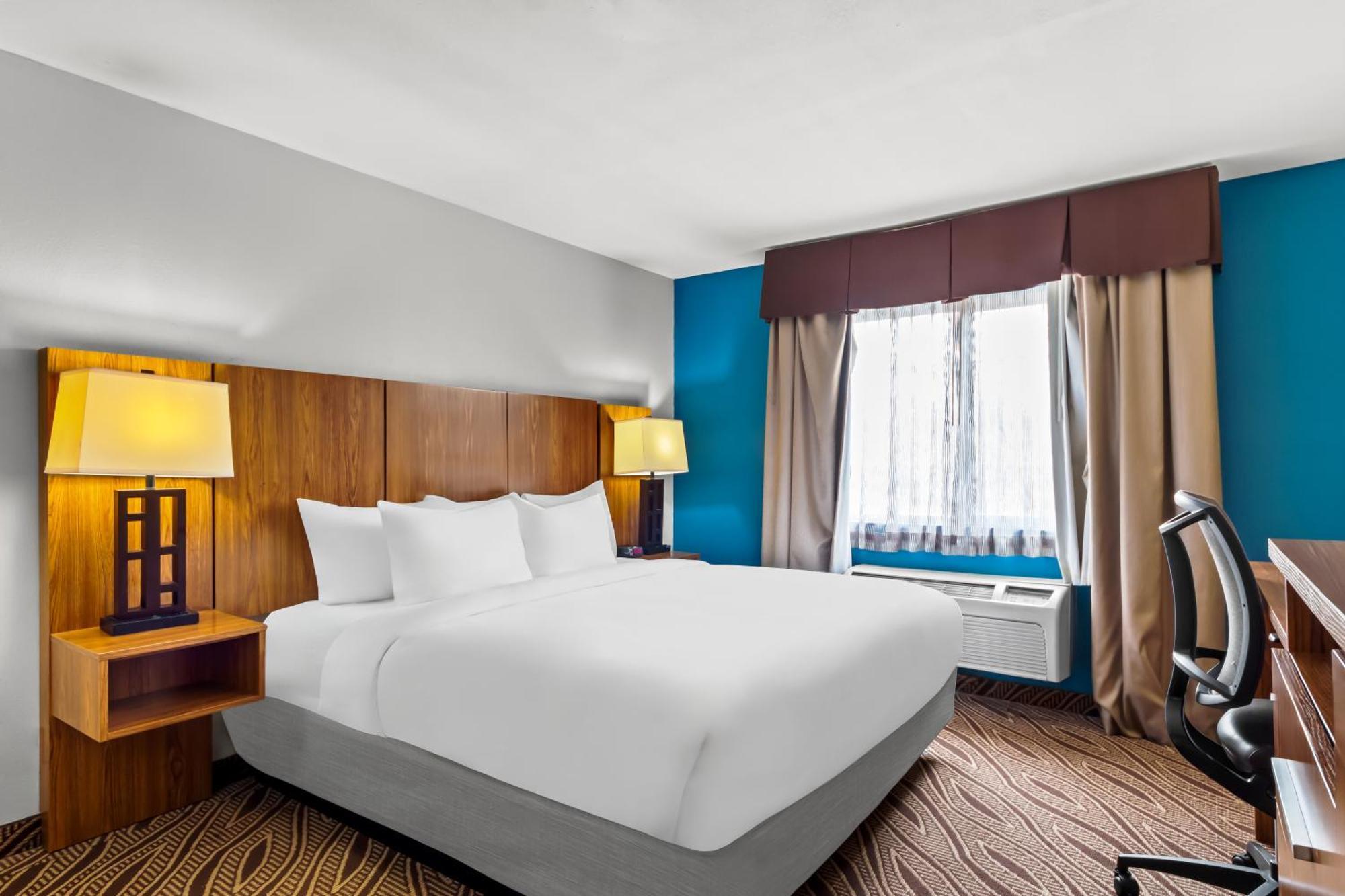 Quality & Airport North - Stone Oak San Antonio