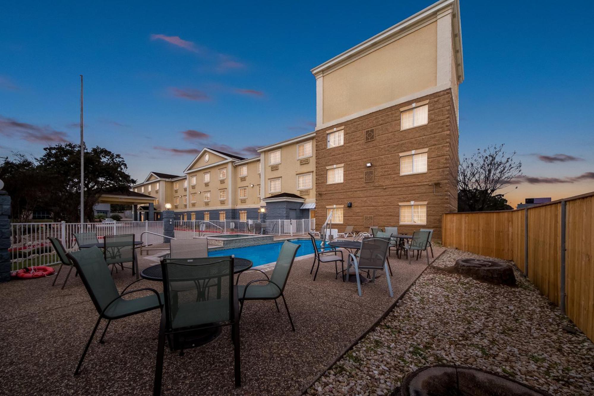 Quality & Airport North - Stone Oak