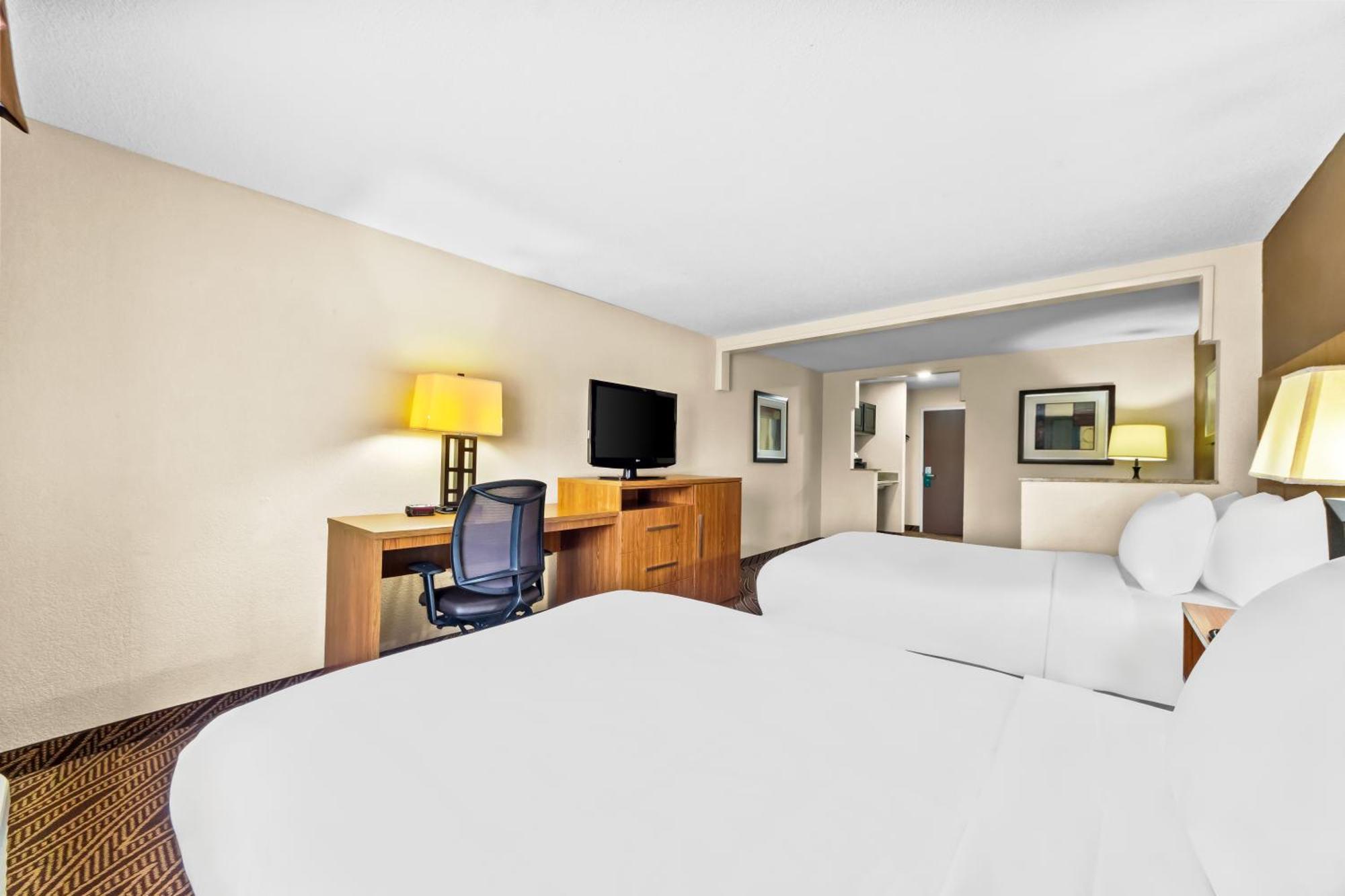Quality & Airport North - Stone Oak 3* San Antonio