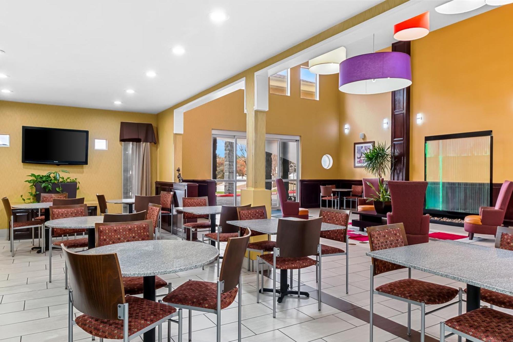 Quality & Airport North - Stone Oak San Antonio