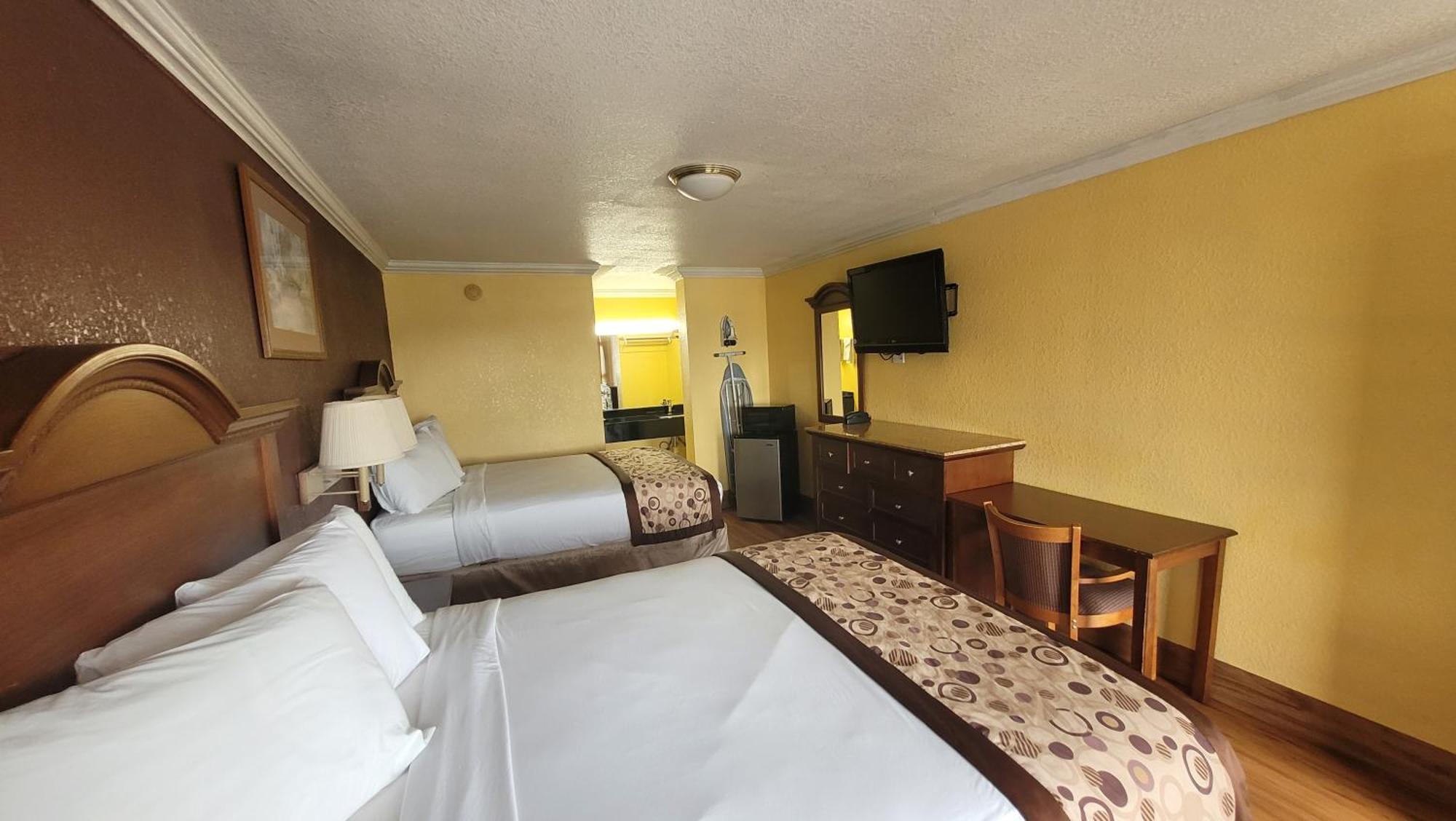 Americas Value Frost Bank Center 3* San Antonio