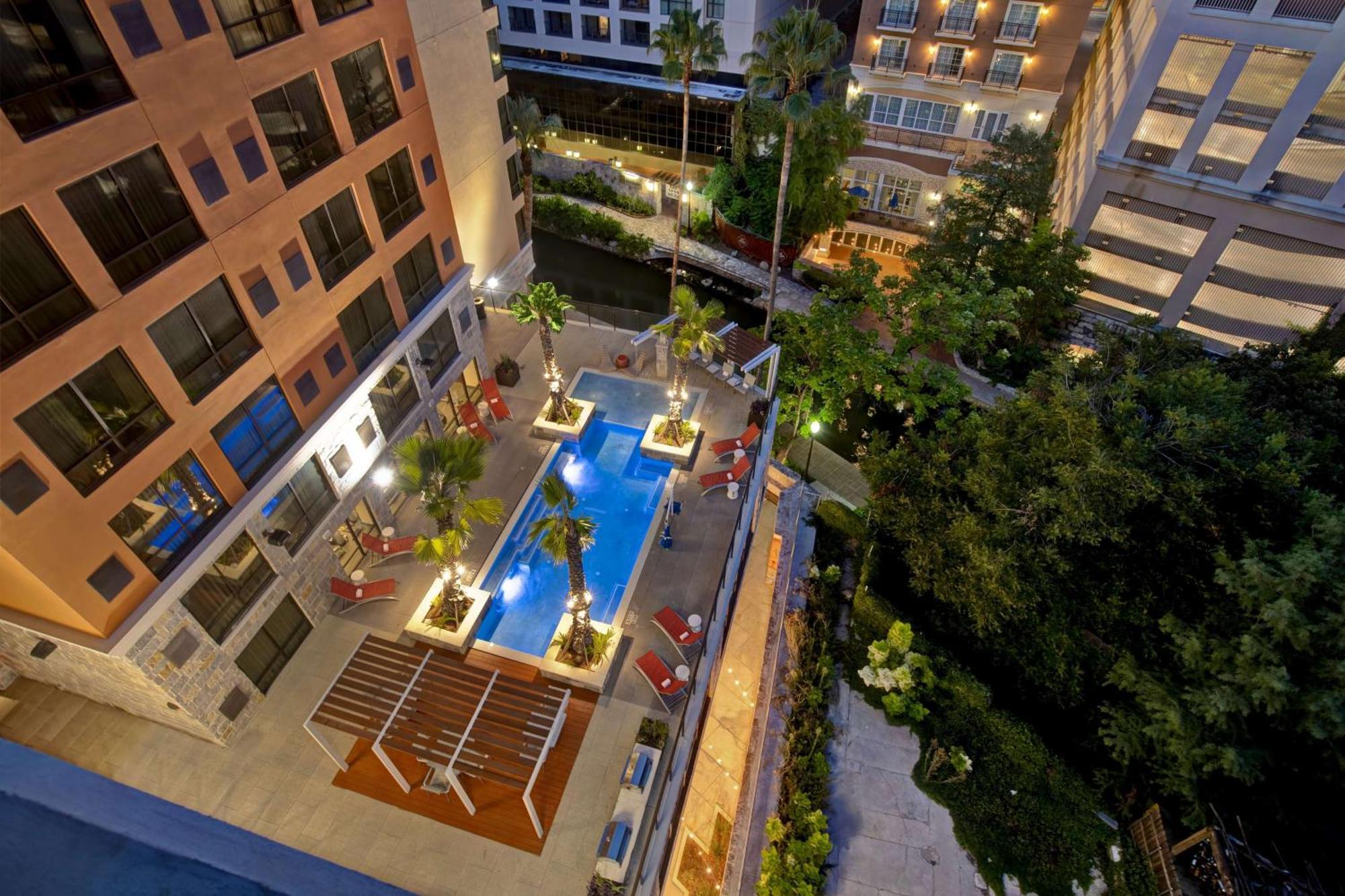 Hampton & Riverwalk 3* San Antonio