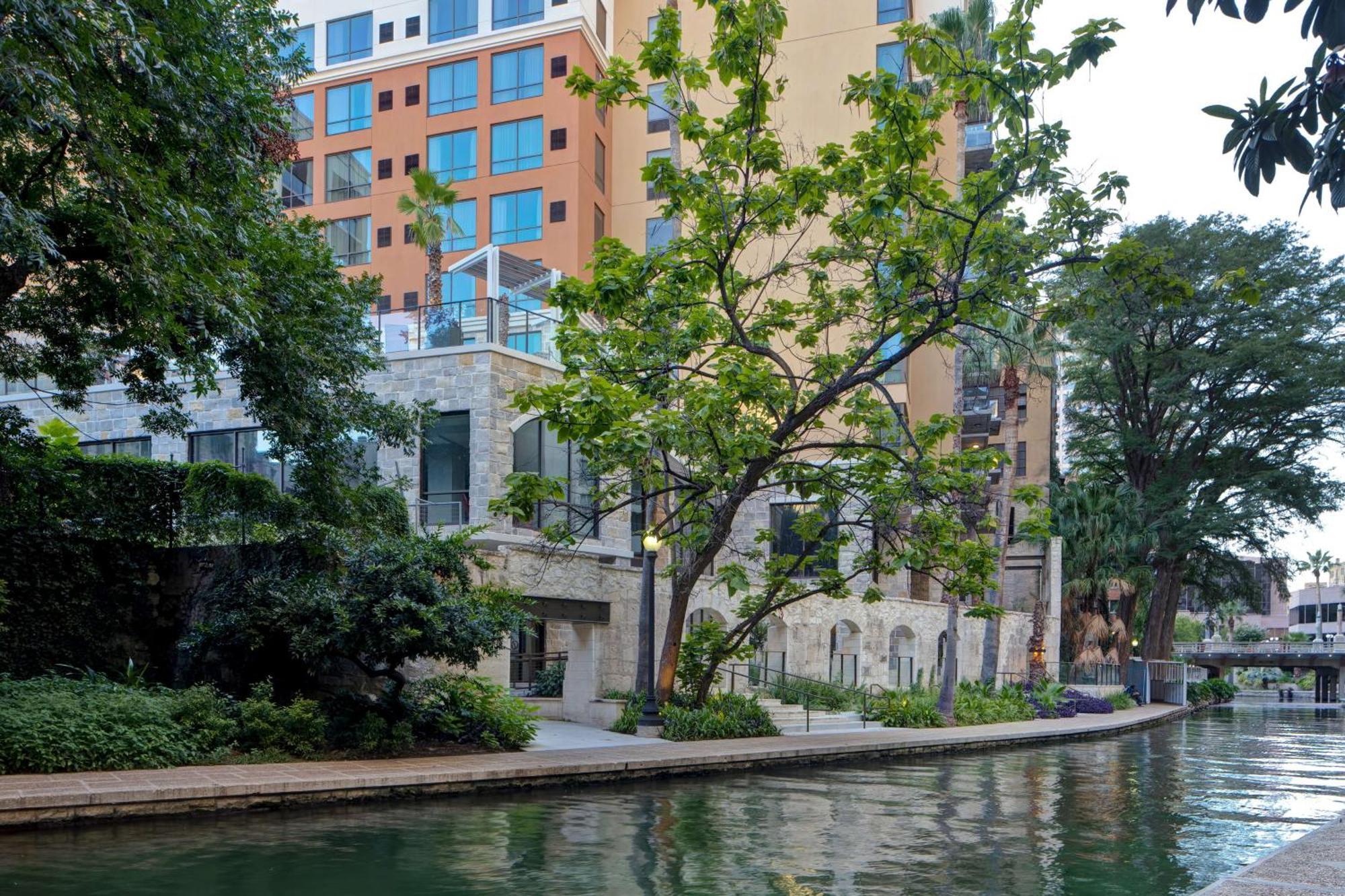 Hotel Hampton & Riverwalk San Antonio