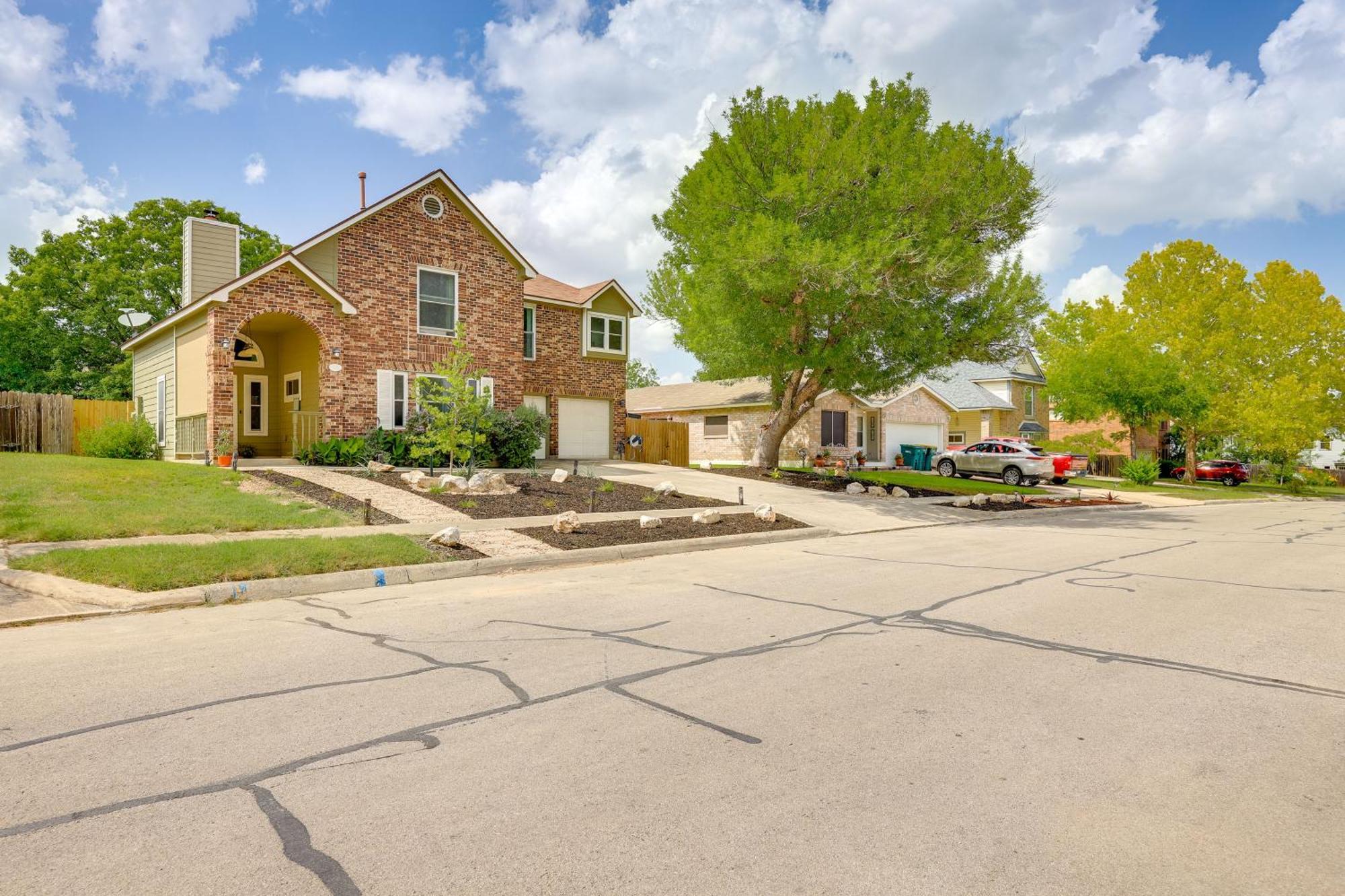 Holiday home Dog-friendly Live Oak With Hot Tub And Game Room! *