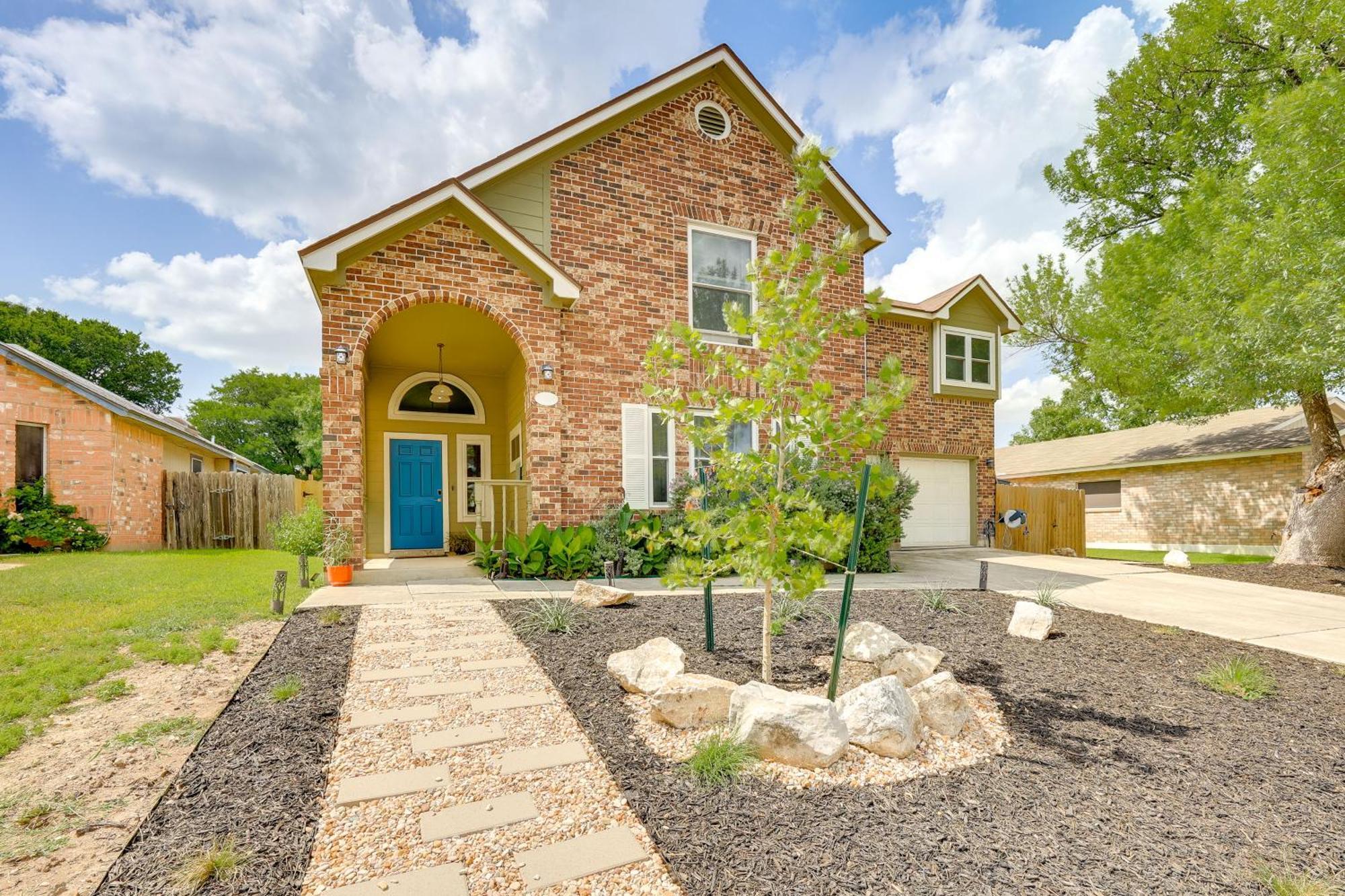 Dog-friendly Live Oak With Hot Tub And Game Room! Holiday home San Antonio