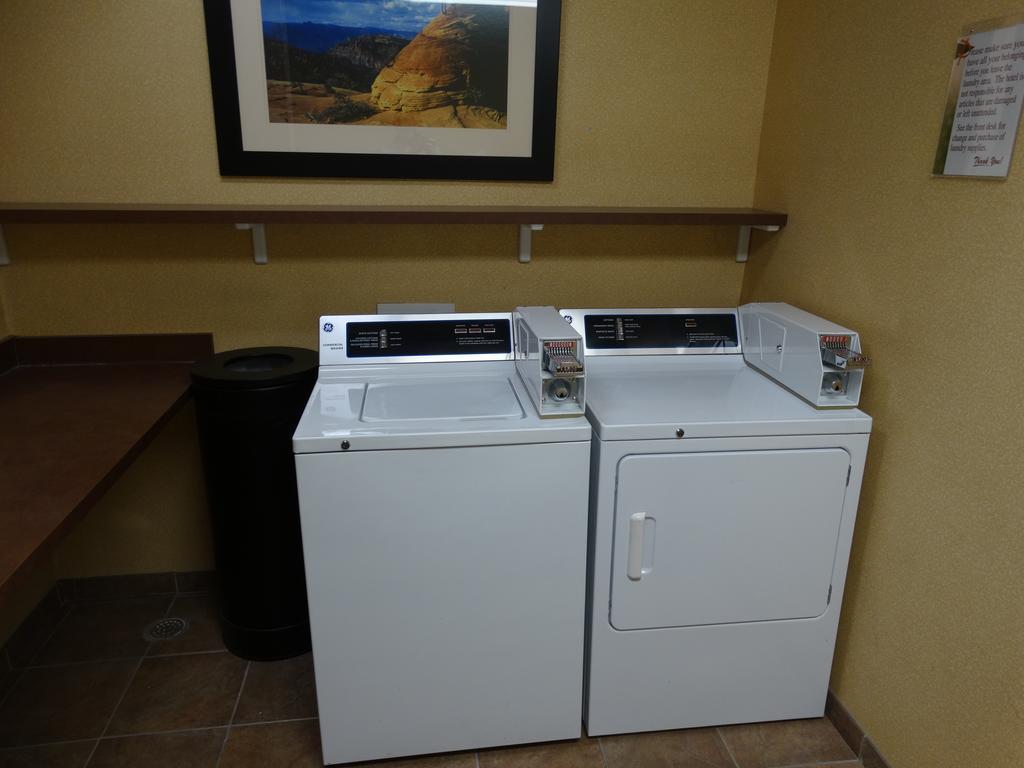 Western Ana Inn-airport 3*