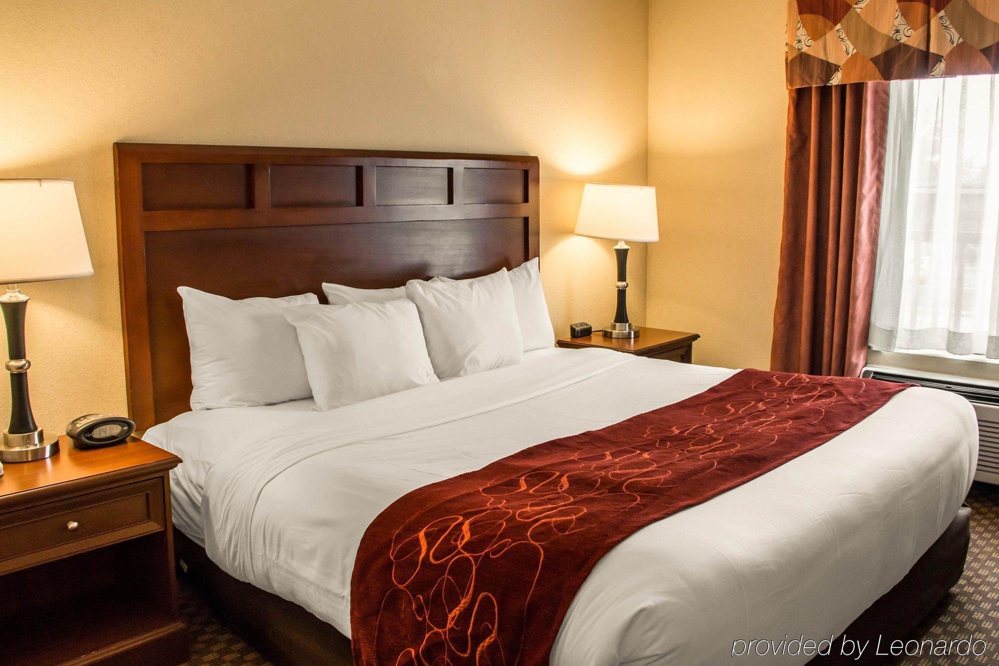 Hotel Quality Northeast 3*