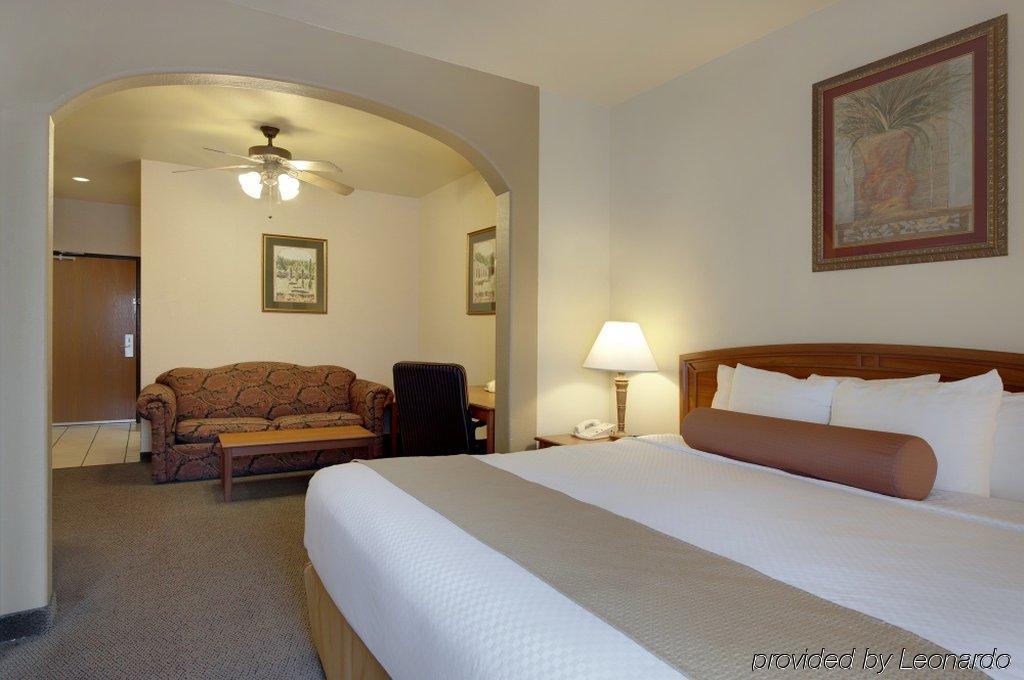 Western Hill Country - 3* San Antonio