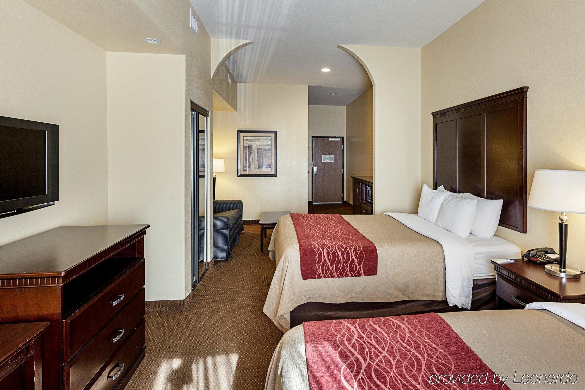 Hotel Spark By Hilton Near Seaworld 3*