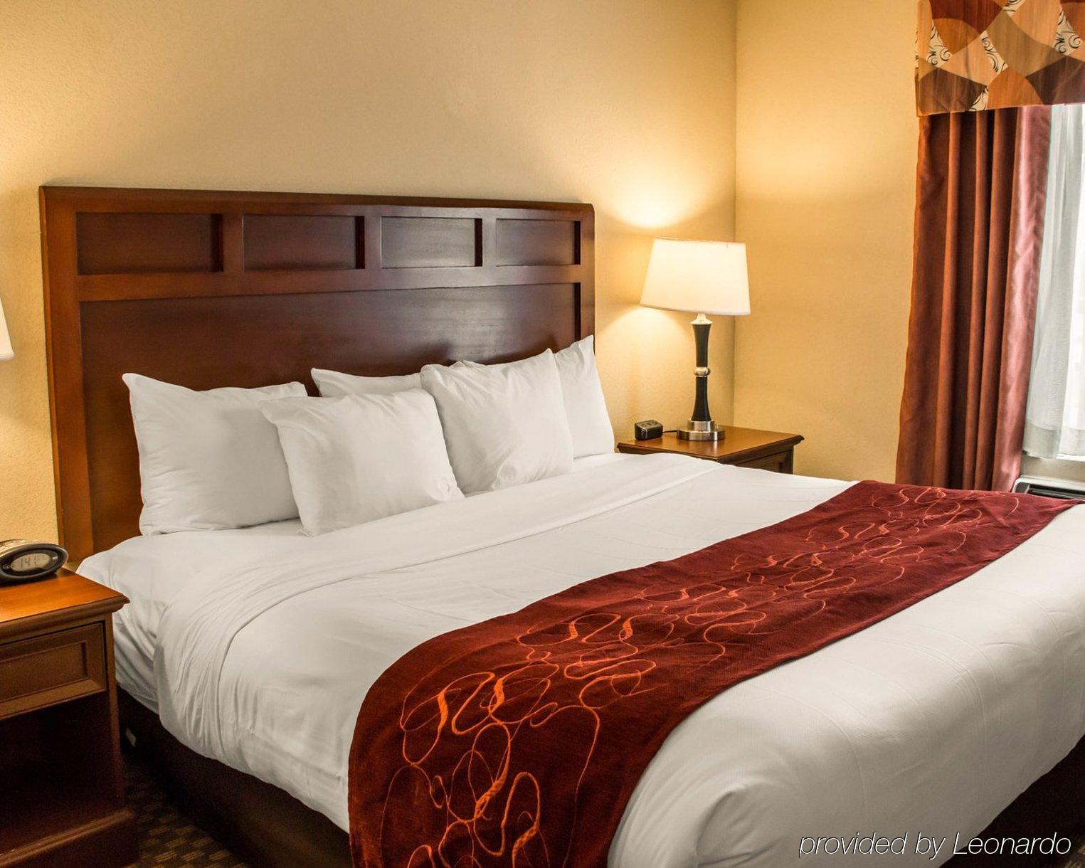 Quality Northeast Hotel