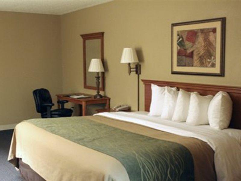 Spark By Hilton Northwest Near Six Flags
