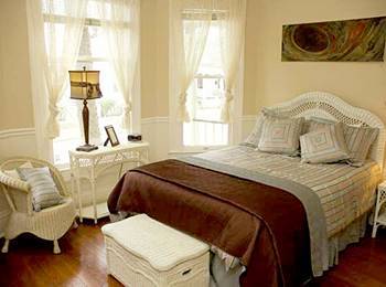 On The Riverwalk Bed & Breakfast 3*