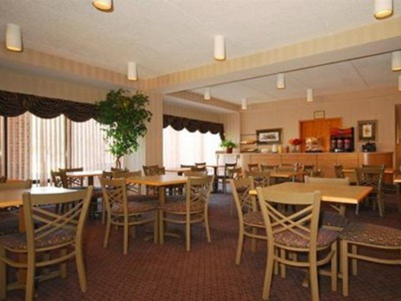 Spark By Hilton Northwest Near Six Flags 3* San Antonio