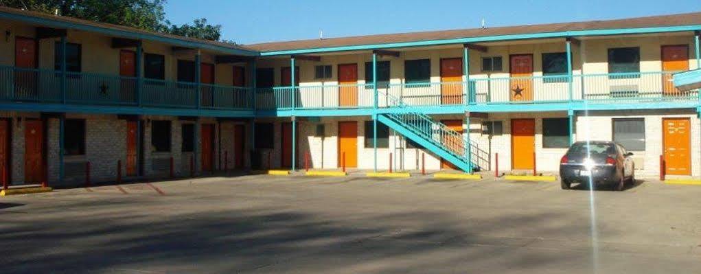 Motel Choice *