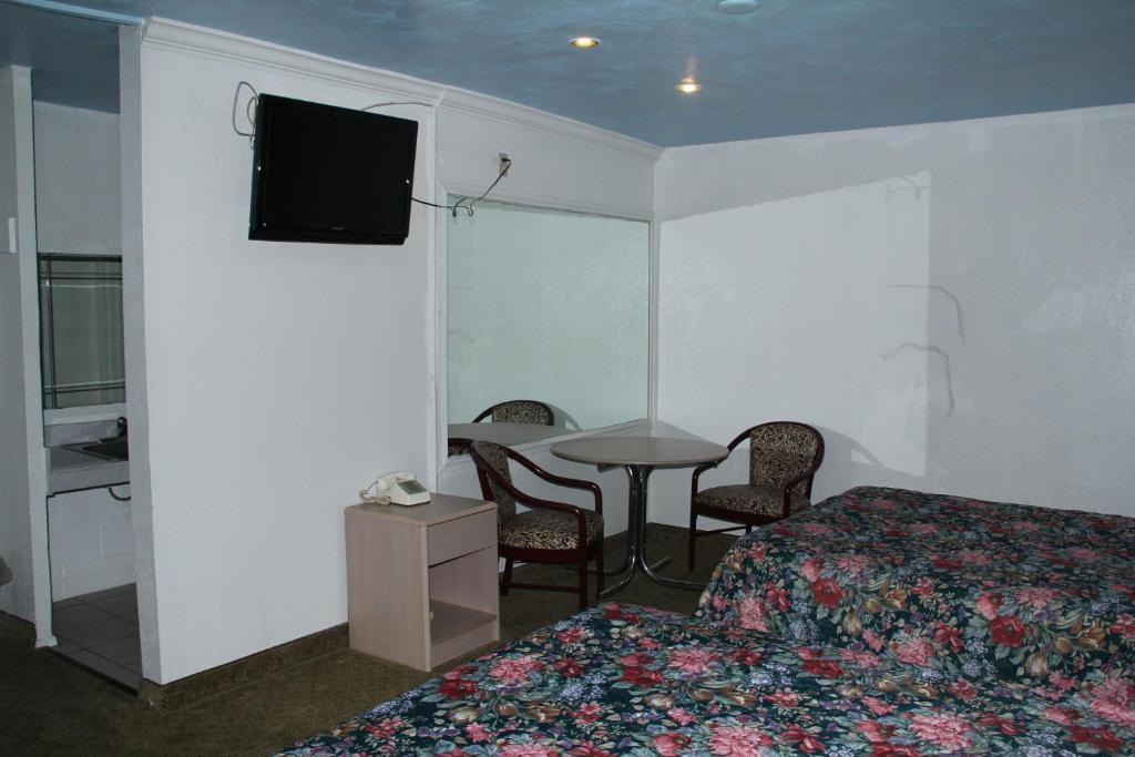 Choice Motel *