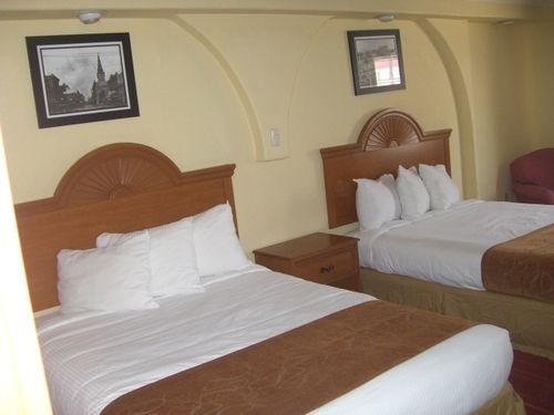 Days By Wyndham Airport Hotel 2*