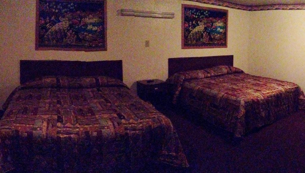 Choice Motel *