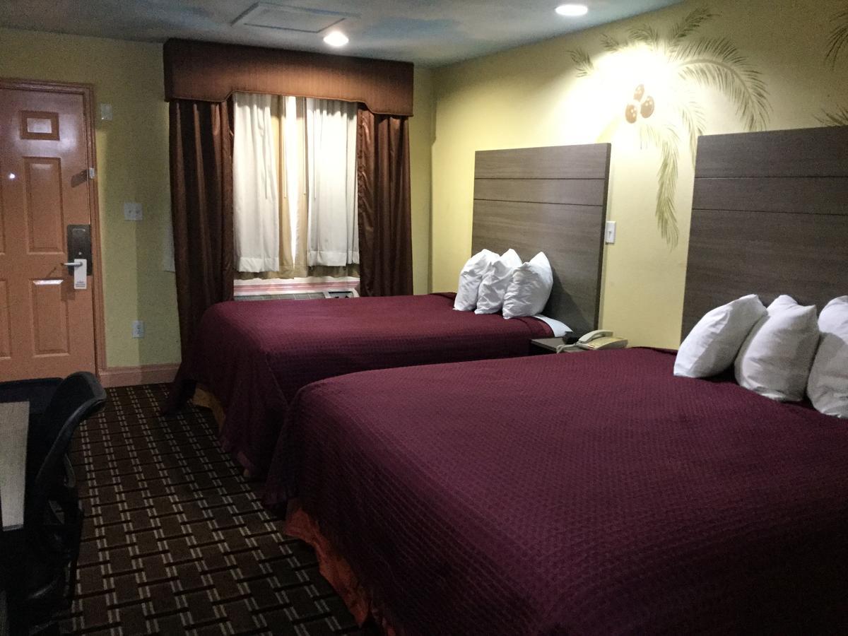 Luxury And Seaworld Motel *