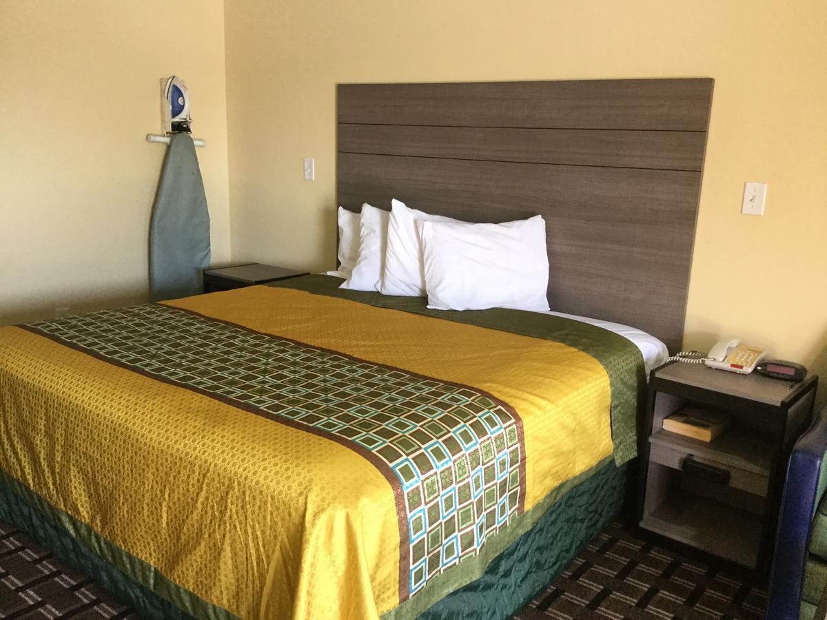 Motel Luxury And Seaworld