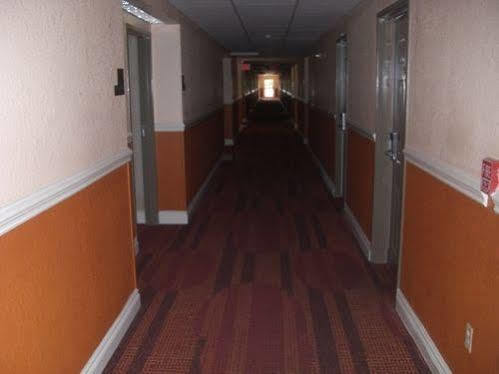Hotel Days By Wyndham Airport San Antonio