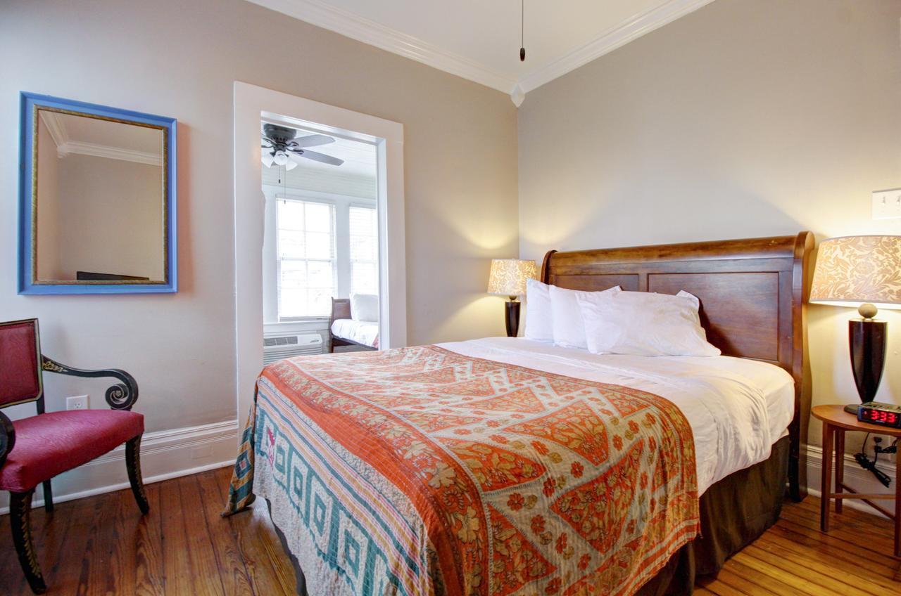 Bed & Breakfast On The Riverwalk