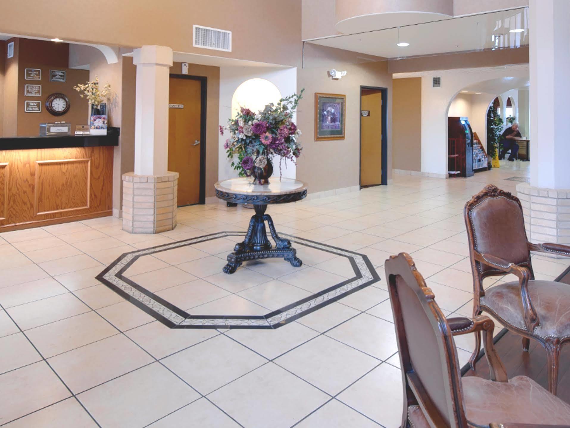 Western Hill Country - Hotel 3*