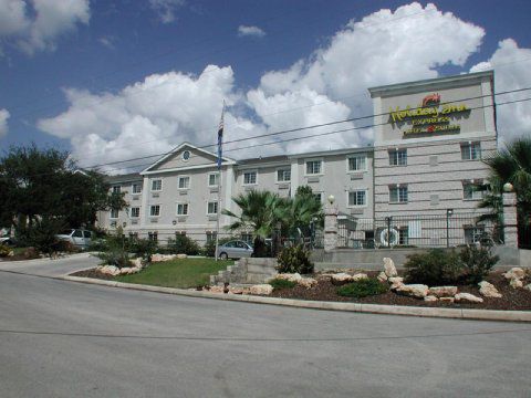 Hotel Quality & Airport North - Stone Oak