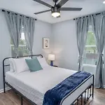 Captivating 4Br 2Ba Home Near Awesome Downtown