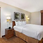 La Quinta Inn By Wyndham San Antonio I-35 N At Rittiman Rd