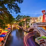 Holiday Inn Express San Antonio North Riverwalk Area By Ihg