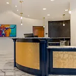 Hotel Gibbs Downtown Riverwalk