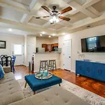 San Antonio Townhome About 2 Mi To Aquarium!